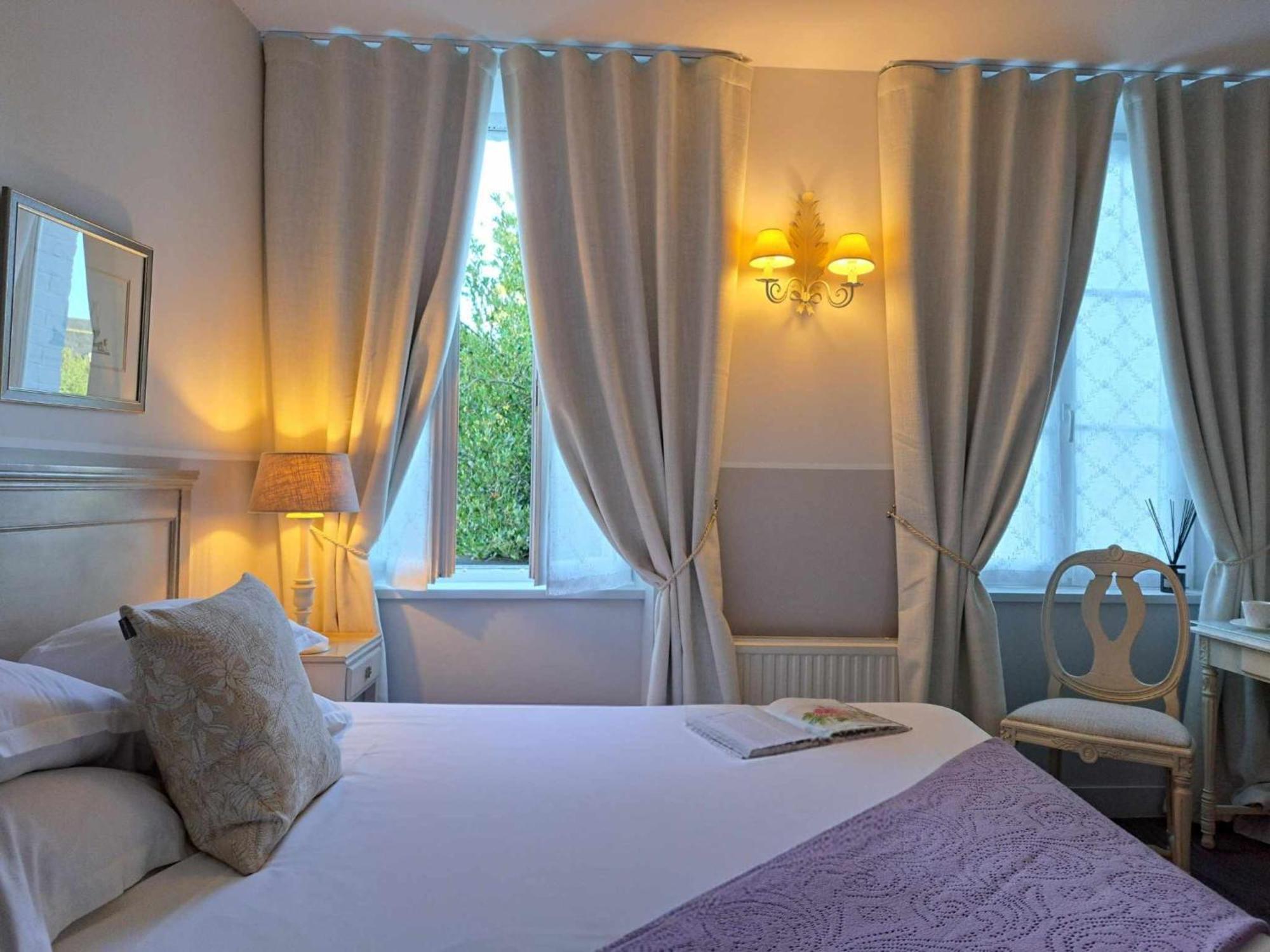 Hotel Traiteur Les Ormes, The Originals Relais Barneville-Carteret Buitenkant foto