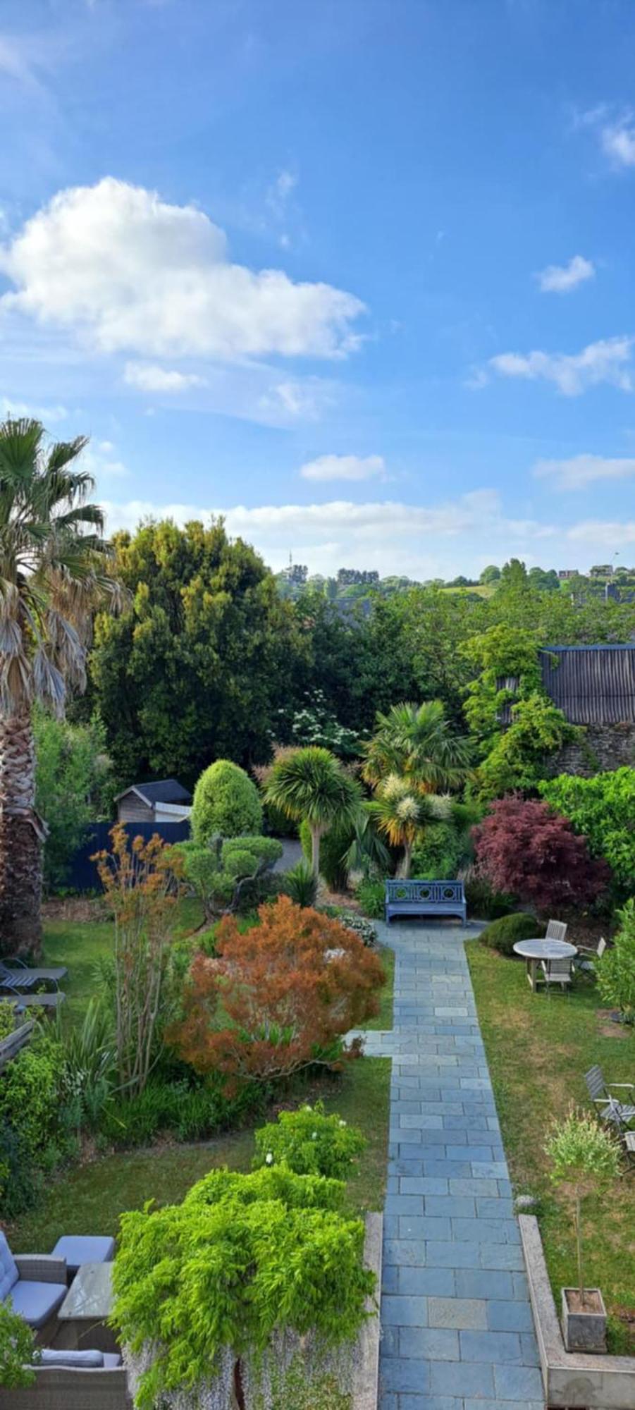 Hotel Traiteur Les Ormes, The Originals Relais Barneville-Carteret Buitenkant foto